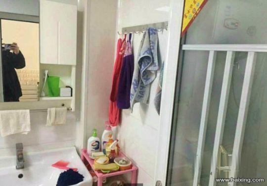 裕华金马腾飞园精装两室一楼家具家电全拎包入住